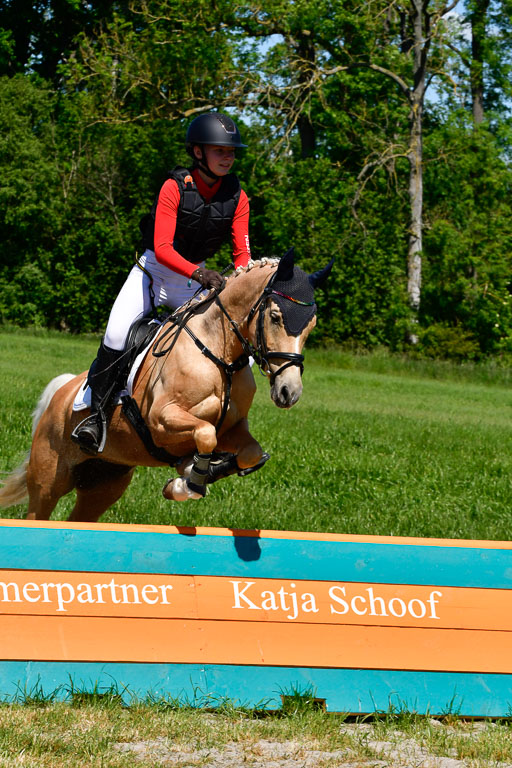 Goldene Schärpe Ponys in Hohen Luckow 1-4.6.23 | 04062023 Karlotta Walla - Lilian_02 