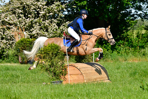 Goldene Schärpe Ponys in Hohen Luckow 1-4.6.23 | 04062023 Laura Scheidtweiler - El Amigo  Mio_09 