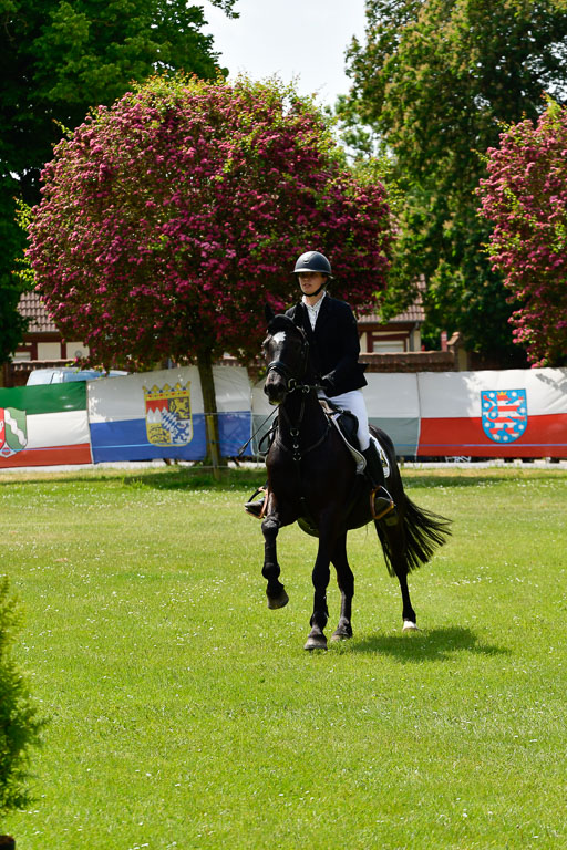 Goldene Schärpe Ponys in Hohen Luckow 1-4.6.23 | 04062023 Leeann Müller - Navis_18 