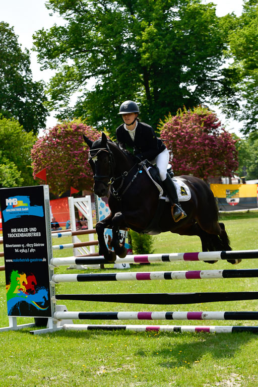 Goldene Schärpe Ponys in Hohen Luckow 1-4.6.23 | 04062023 Leeann Müller - Navis_20 