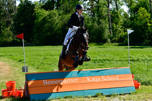 Goldene Schärpe Ponys in Hohen Luckow 1-4.6.23 | 04062023 Lindsay Schietzel - Hardi 