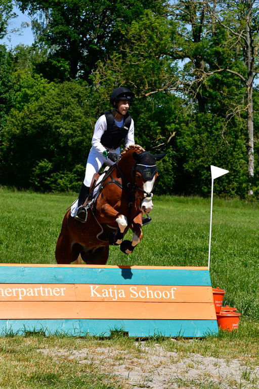 Goldene Schärpe Ponys in Hohen Luckow 1-4.6.23 | 04062023 Lola Stranzenbach - Valon 