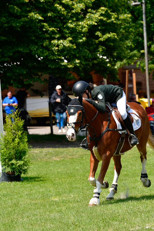 Goldene Schärpe Ponys in Hohen Luckow 1-4.6.23 | 04062023 Lola Stranzenbach - Valon_33 