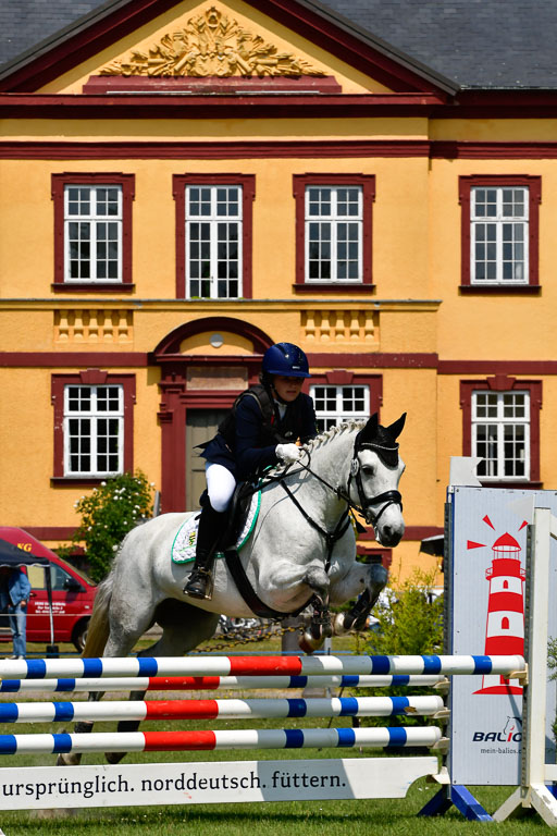 Goldene Schärpe Ponys in Hohen Luckow 1-4.6.23 | 04062023 Mia Müller - Lonsdale Lucky Star_17 