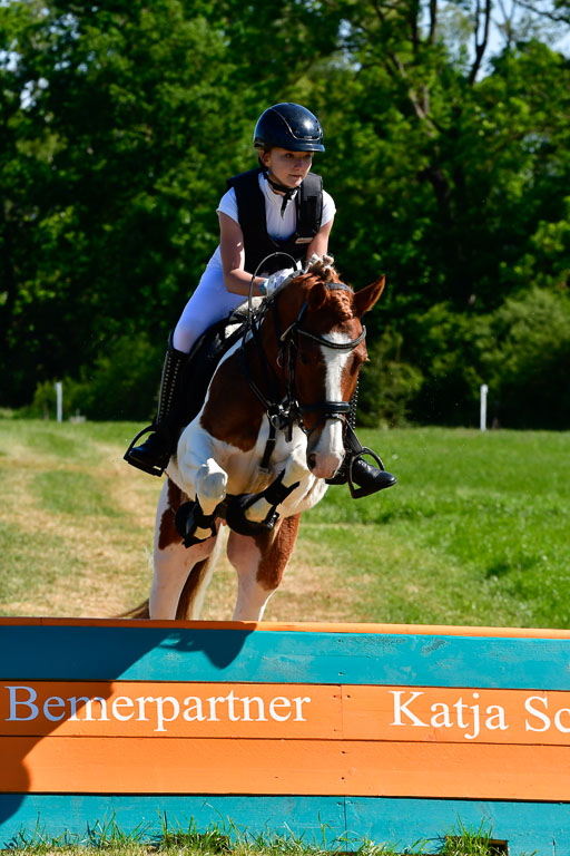 Goldene Schärpe Ponys in Hohen Luckow 1-4.6.23 | 04062023  Miley Loogen - Karino_1 