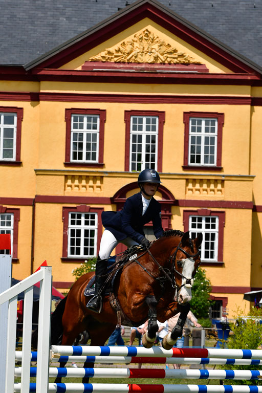 Goldene Schärpe Ponys in Hohen Luckow 1-4.6.23 | 094062023 Merle Hinrichsen - Dirty Fox_18 