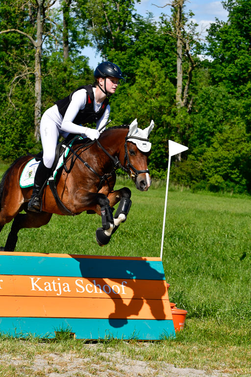 Goldene Schärpe Ponys in Hohen Luckow 1-4.6.23 | Jolina Gladigau - Desperado_07 