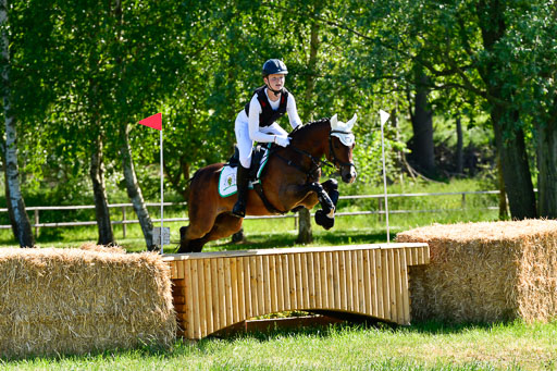 Goldene Schärpe Ponys in Hohen Luckow 1-4.6.23 | Jolina Gladigau - Desperado_25 