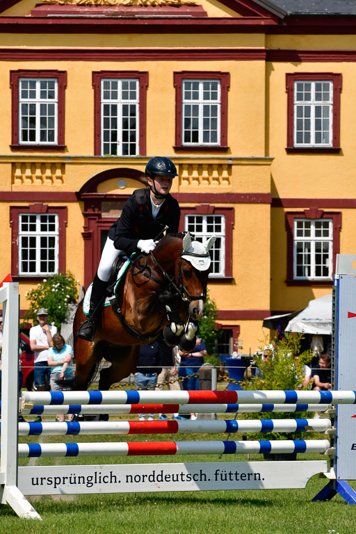 Goldene Schärpe Ponys in Hohen Luckow 1-4.6.23 | Jolina Gladigau - Desperado_32 