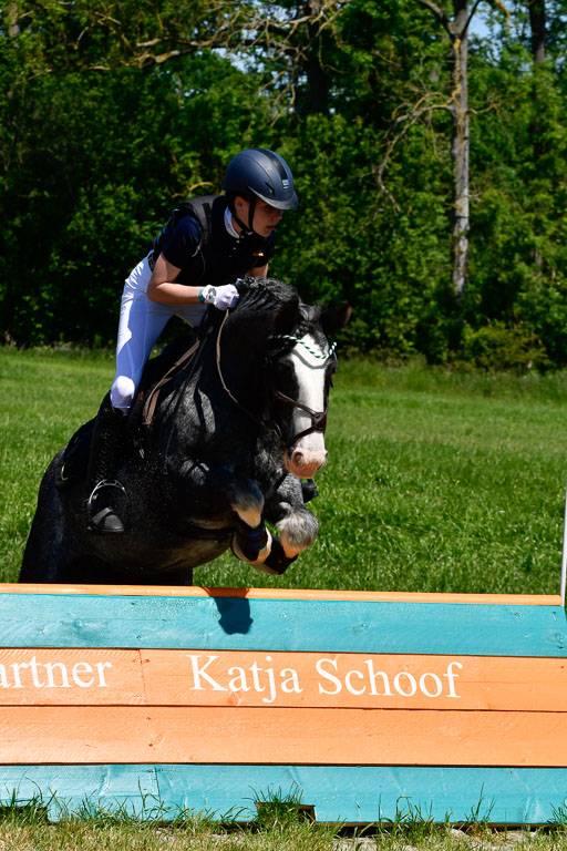 Goldene Schärpe Ponys in Hohen Luckow 1-4.6.23 | Lena Schlüter - Luna_02 