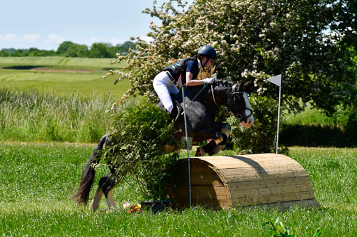 Goldene Schärpe Ponys in Hohen Luckow 1-4.6.23 | Lena Schlüter - Luna_09 