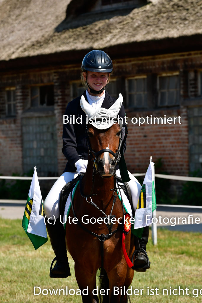 Goldene Schärpe Ponys in Hohen Luckow 1-4.6.23 | 04062023 Siegerehrung_003