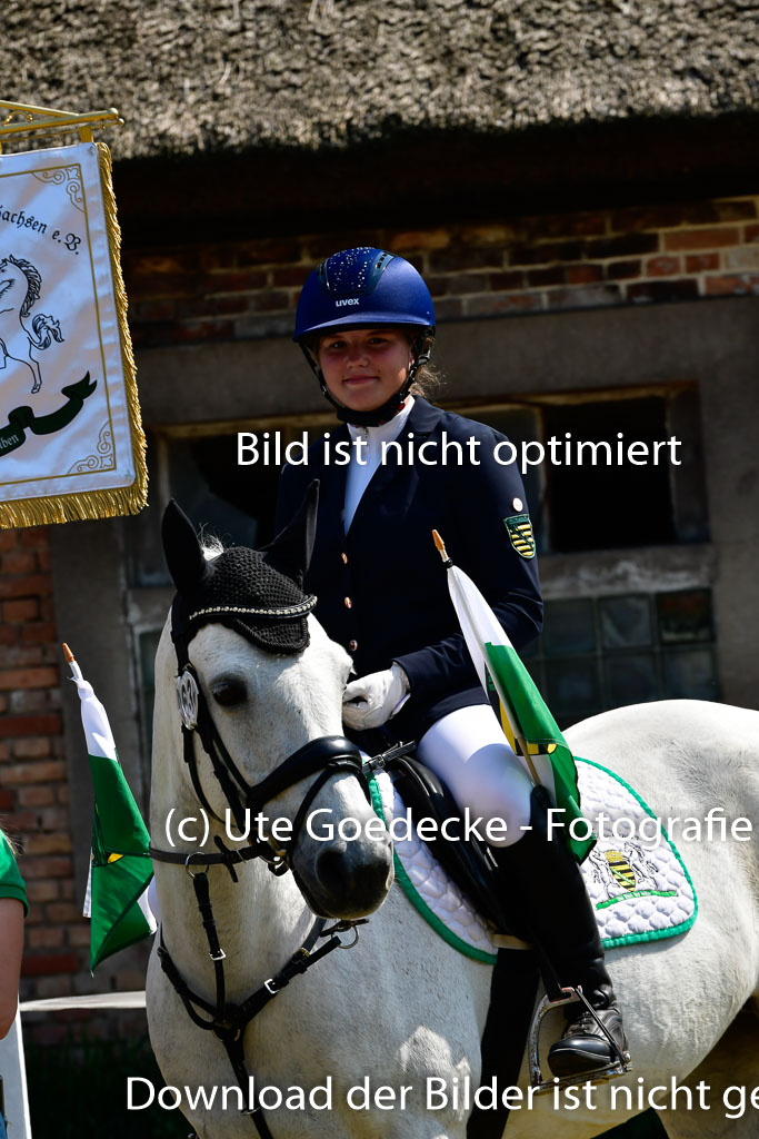 Goldene Schärpe Ponys in Hohen Luckow 1-4.6.23 | 04062023  Siegerehrung_006 