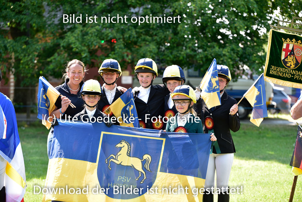 Goldene Schärpe Ponys in Hohen Luckow 1-4.6.23 | 04062023 Siegerehrung_036