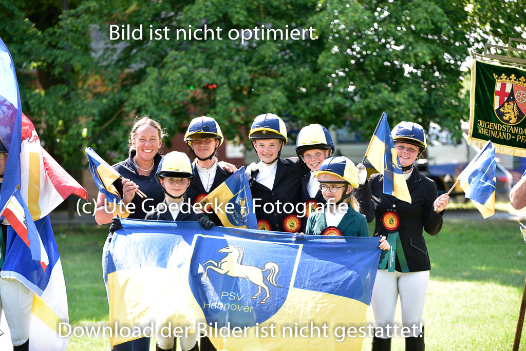 Goldene Schärpe Ponys in Hohen Luckow 1-4.6.23 | 04062023 Siegerehrung_037