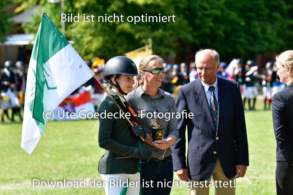 Goldene Schärpe Ponys in Hohen Luckow 1-4.6.23 | 04062023 Siegerehrung_042
