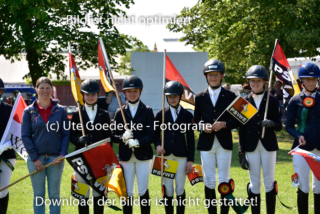 Goldene Schärpe Ponys in Hohen Luckow 1-4.6.23 | 04062023  Siegerehrung_051 