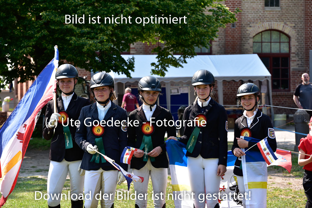 Goldene Schärpe Ponys in Hohen Luckow 1-4.6.23 | 04062023 Siegerehrung_064