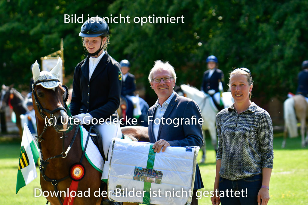 Goldene Schärpe Ponys in Hohen Luckow 1-4.6.23 | 04062023  Siegerehrung_075 