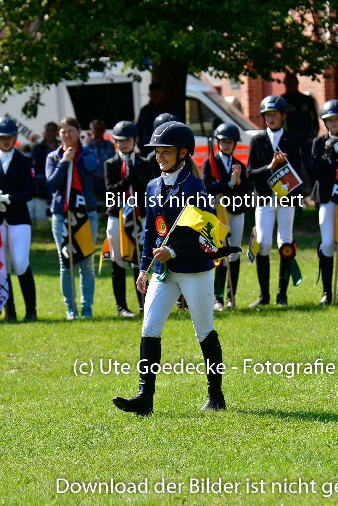 Goldene Schärpe Ponys in Hohen Luckow 1-4.6.23 | 04062023  Siegerehrung_082 