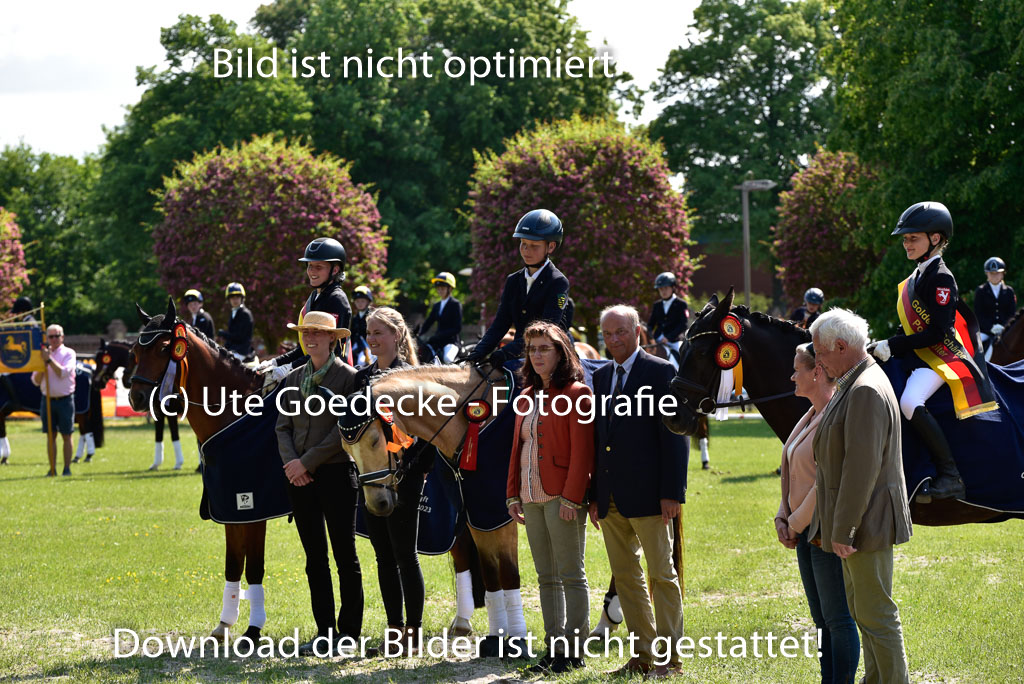 Goldene Schärpe Ponys in Hohen Luckow 1-4.6.23 | 04062023  Siegerehrung_122 