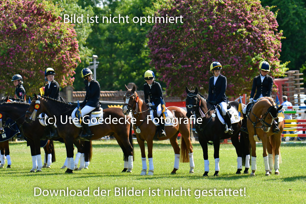 Goldene Schärpe Ponys in Hohen Luckow 1-4.6.23 | 04062023  Siegerehrung_124 