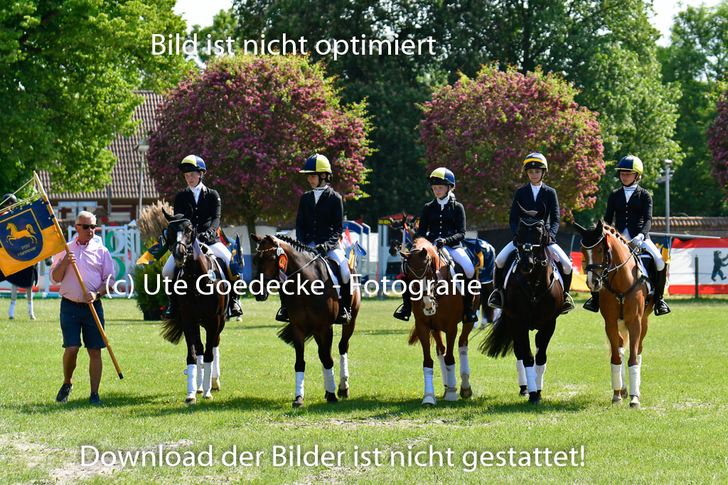 Goldene Schärpe Ponys in Hohen Luckow 1-4.6.23 | 04062023  Siegerehrung_136 