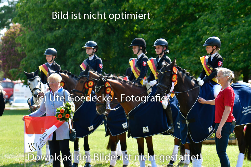 Goldene Schärpe Ponys in Hohen Luckow 1-4.6.23 | 04062023  Siegerehrung_144 