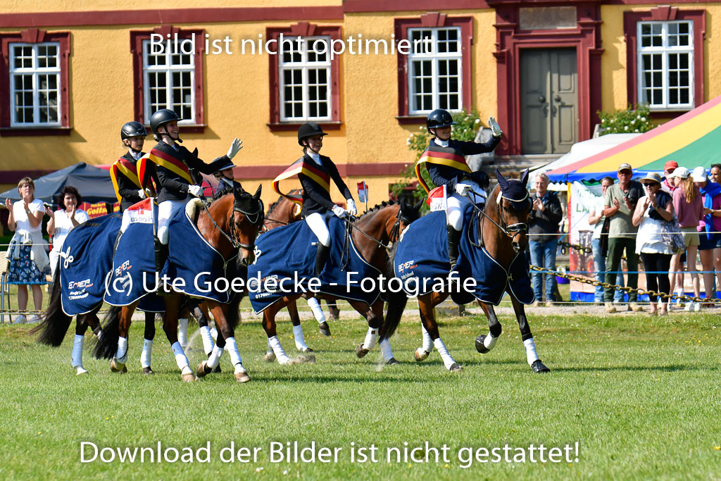 Goldene Schärpe Ponys in Hohen Luckow 1-4.6.23 | 04062023  Siegerehrung_152 