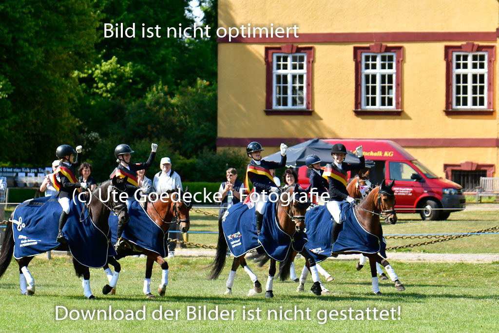 Goldene Schärpe Ponys in Hohen Luckow 1-4.6.23 | 04062023  Siegerehrung_157 