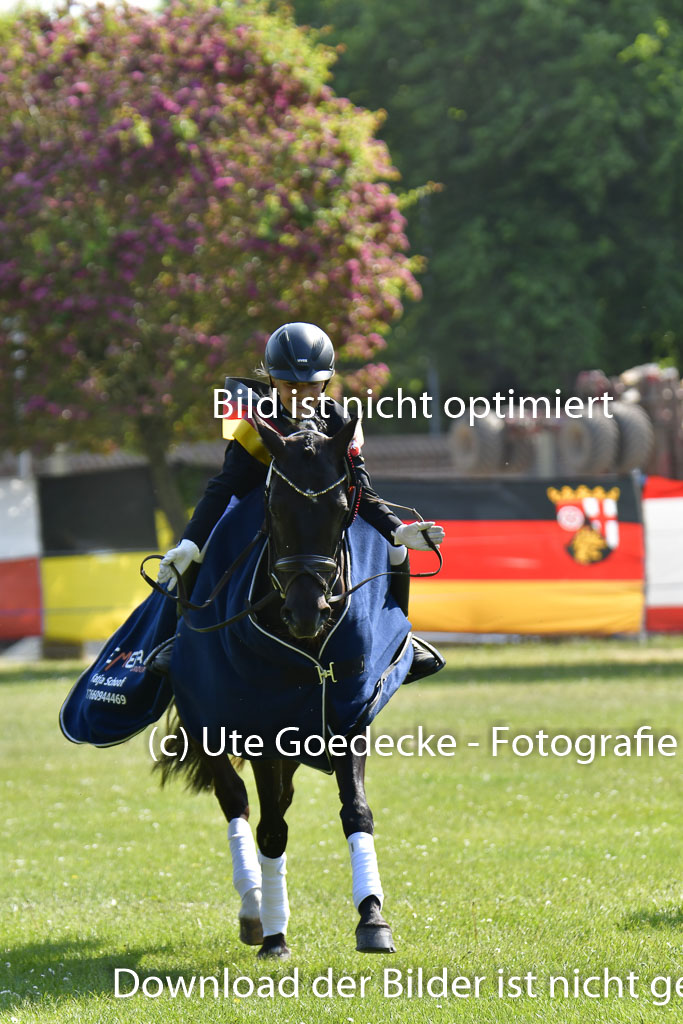 Goldene Schärpe Ponys in Hohen Luckow 1-4.6.23 | 04062023  Siegerehrung_164 