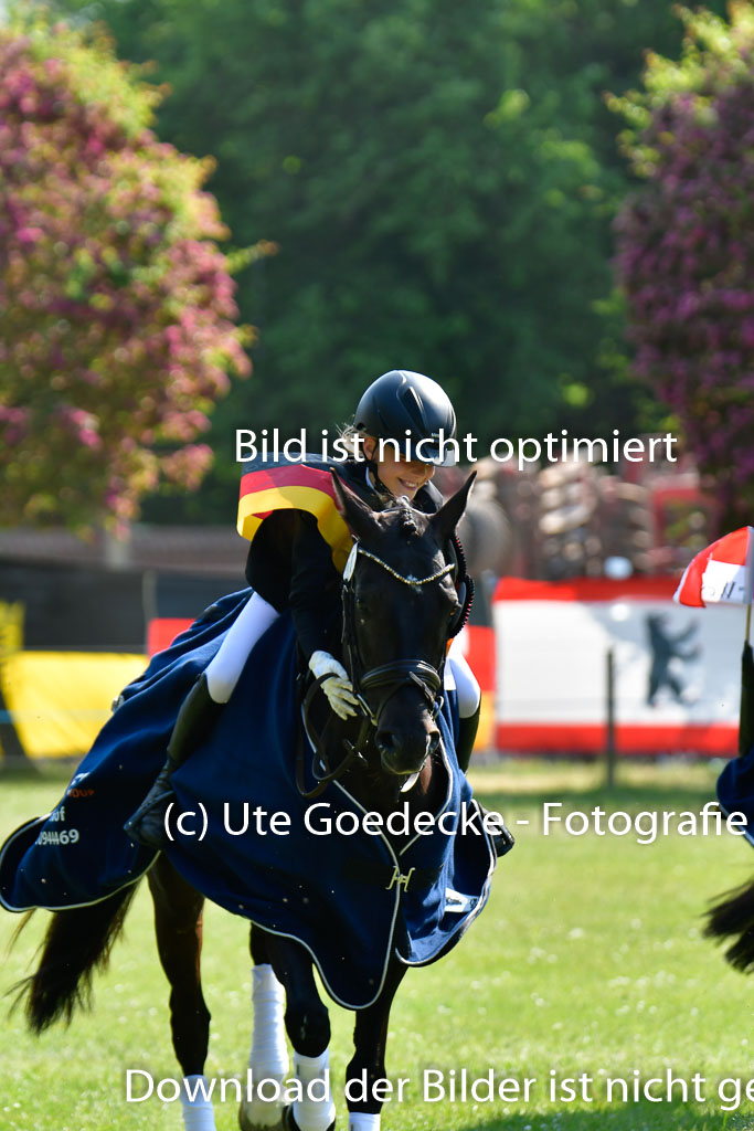 Goldene Schärpe Ponys in Hohen Luckow 1-4.6.23 | 04062023  Siegerehrung_166 