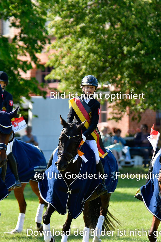 Goldene Schärpe Ponys in Hohen Luckow 1-4.6.23 | 04062023  Siegerehrung_168 