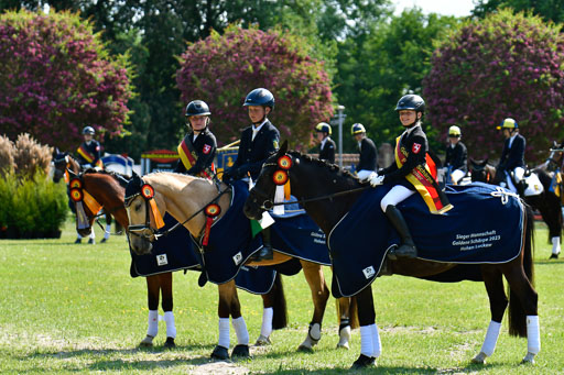 Goldene Schärpe Ponys in Hohen Luckow 1-4.6.23 | 04062023  Siegerehrung_115 