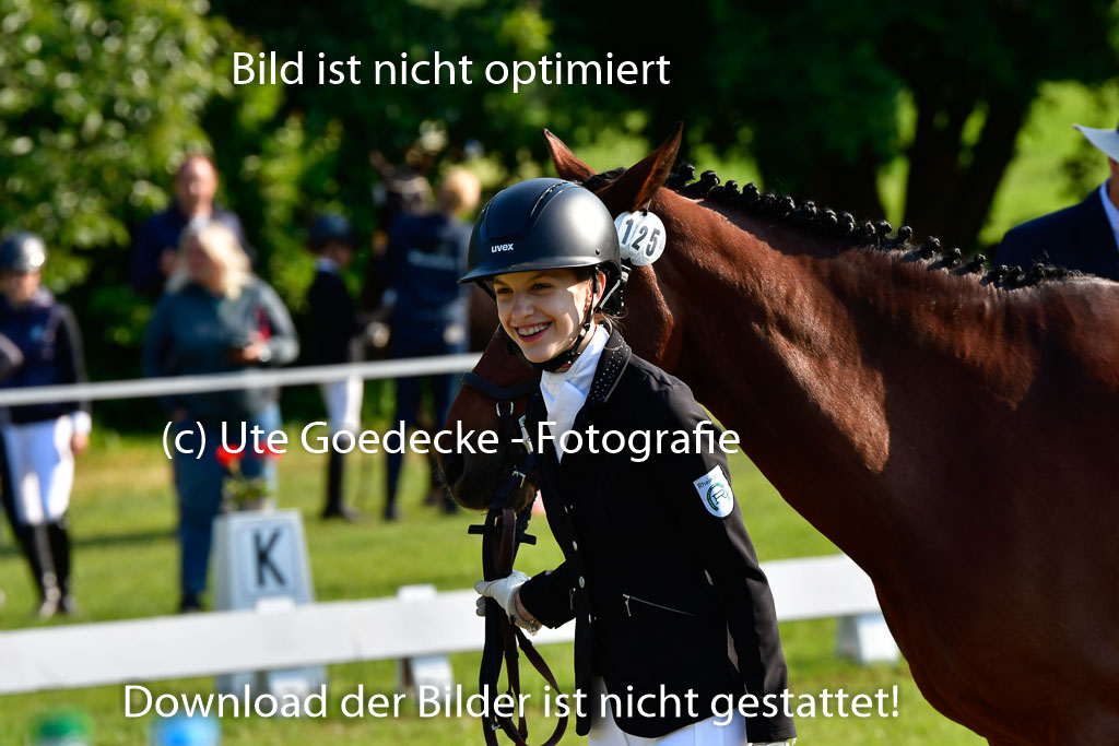 Goldene Schärpe Ponys in Hohen Luckow 1-4.6.23 | 04062023 -  Vormustern _105 