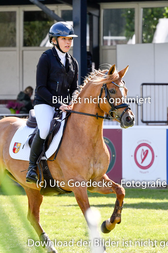  | Dreyer, Fremke - Kiwi Royal 9-24_7 