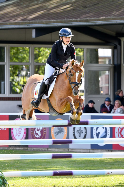  | Dreyer, Fremke - Kiwi Royal 9-24_4 