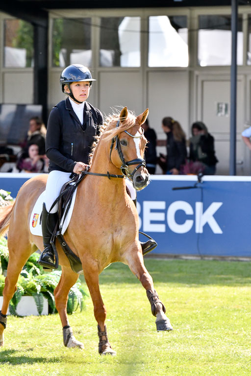  | Dreyer, Fremke - Kiwi Royal 9-24_6 