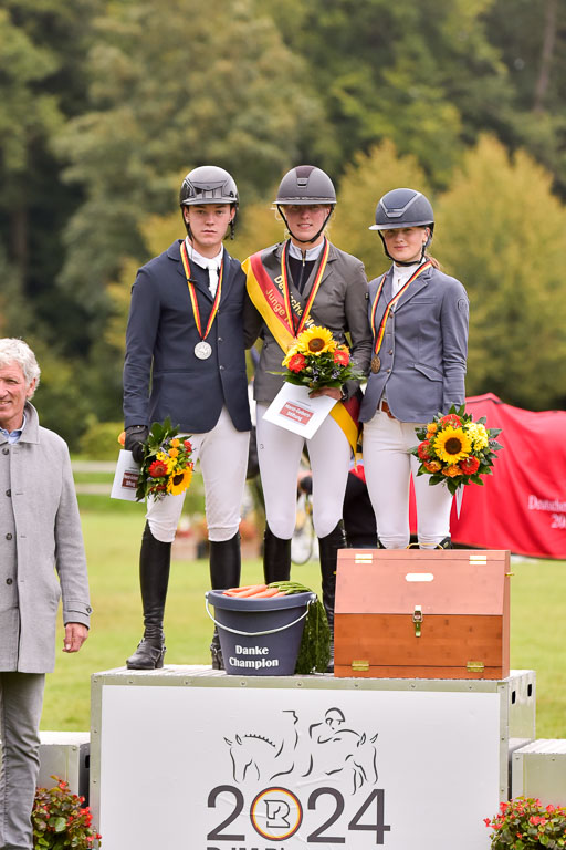  | Siegerehrungenv9-24 _297 