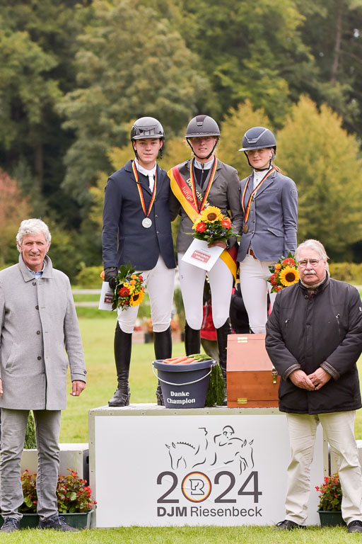  | Siegerehrungenv9-24 _300 