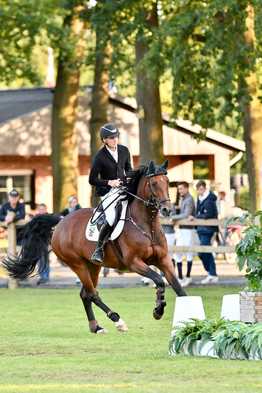  | Woldt, Janne - Charlien_34 