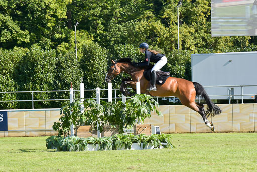  | Hagedorn, Luna - Nikita va het Vijverhof 9-24_07 
