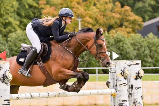  | Hagedorn, Luna - Nikita va het Vijverhof 9-24_11 