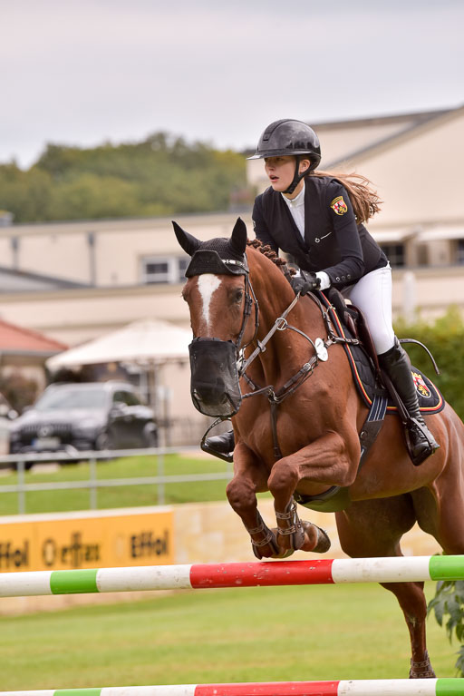  | Hauter, Anna-Sophie - Cuderia 9-24_27 