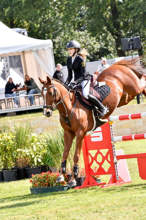  | Hilger, Viktoria - Jango 9-24_08 