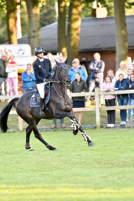  | Himmelreich, Naomi - Flying Kiss 9-24_14 