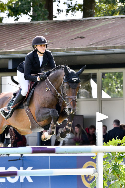  | Judtith, Felizitas - petit Prince 9-24_09 