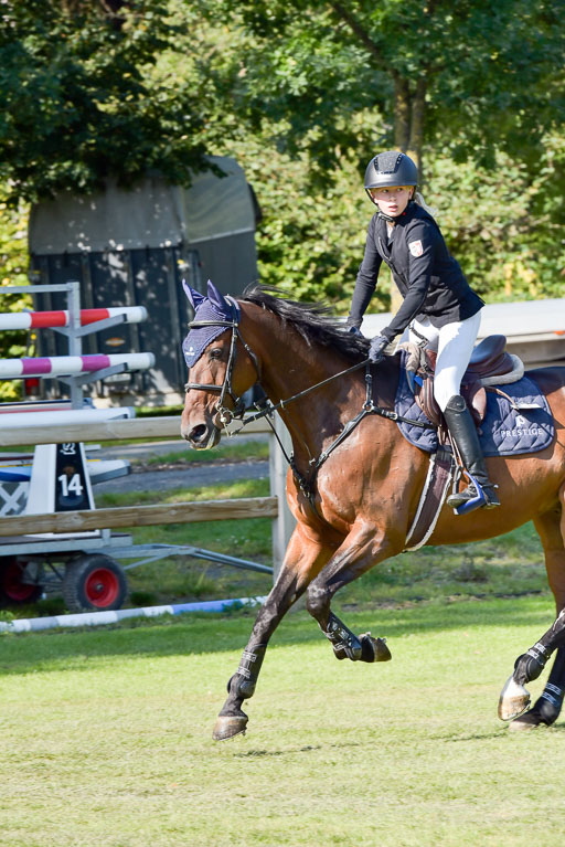  | Köhlbrandt, Karla - Stroller 9-24_08 