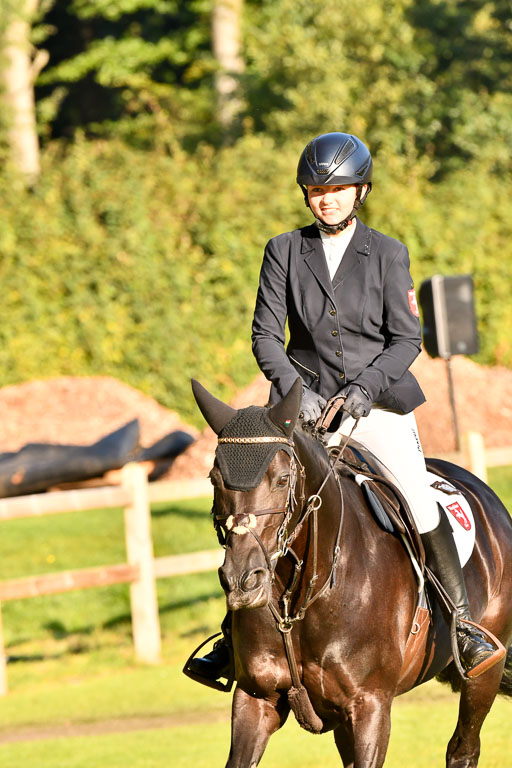  | Merschformann, Carlotta - Black pearl 9-24_14 