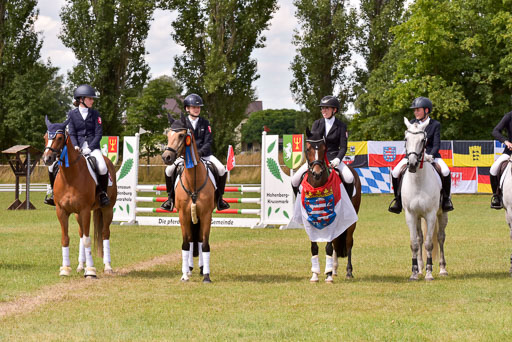 Goldene Schärpe Ponys in Hohenberg Krusemark 2024 | 14072024 Ehrungen_039 